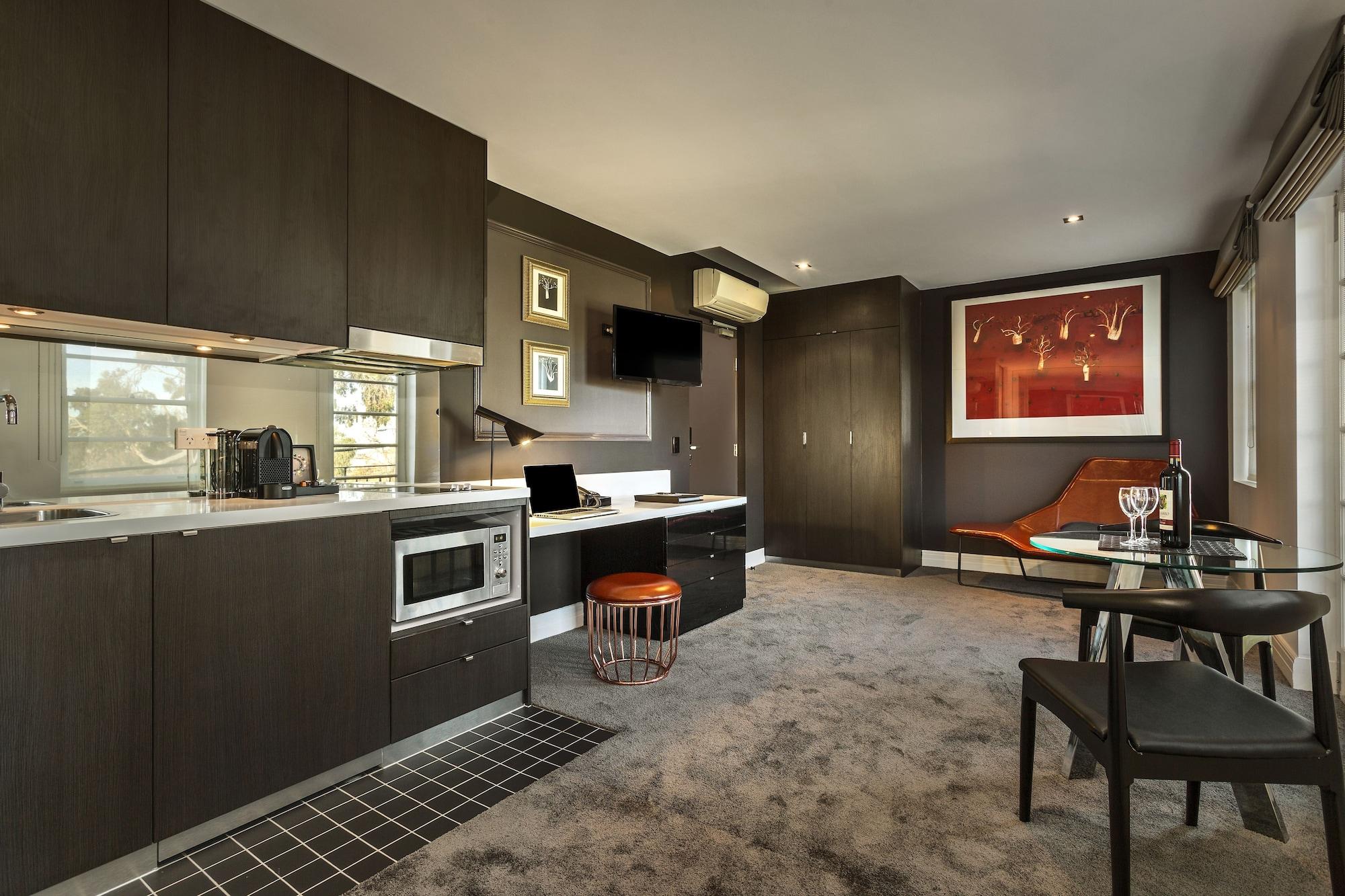 Quest East Melbourne Aparthotel Buitenkant foto