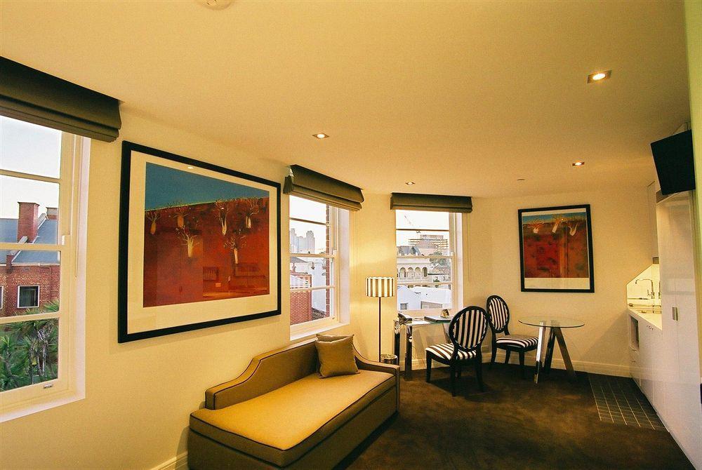 Quest East Melbourne Aparthotel Kamer foto