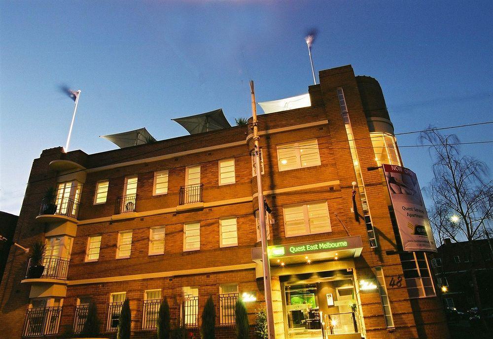 Quest East Melbourne Aparthotel Buitenkant foto